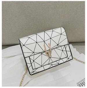 Women Shoulder Bags 2020 summer new Korean version of the Messenger bag handbag chain wild crack printing wild shoulder bag