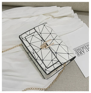 Women Shoulder Bags 2020 summer new Korean version of the Messenger bag handbag chain wild crack printing wild shoulder bag