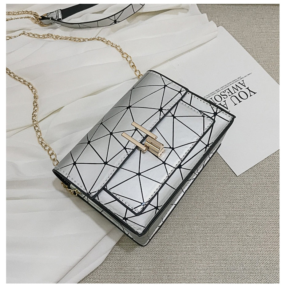 Women Shoulder Bags 2020 summer new Korean version of the Messenger bag handbag chain wild crack printing wild shoulder bag