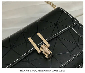 Women Shoulder Bags 2020 summer new Korean version of the Messenger bag handbag chain wild crack printing wild shoulder bag