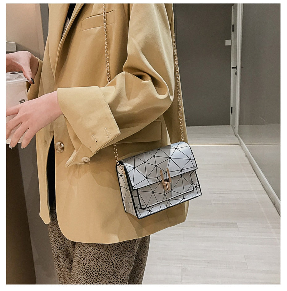 Women Shoulder Bags 2020 summer new Korean version of the Messenger bag handbag chain wild crack printing wild shoulder bag