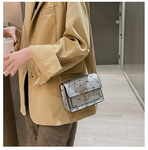 Women Shoulder Bags 2020 summer new Korean version of the Messenger bag handbag chain wild crack printing wild shoulder bag