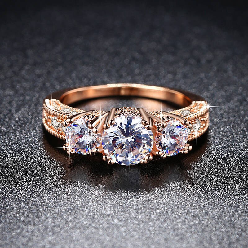 CZ Ring top quality crystal ladies (AAA) cubic Zircon.