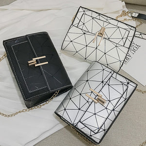 Women Shoulder Bags 2020 summer new Korean version of the Messenger bag handbag chain wild crack printing wild shoulder bag